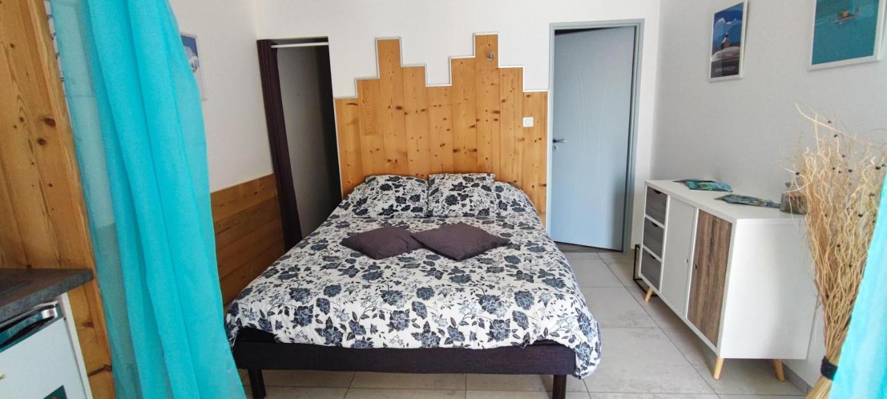 Prunières Chambre 2 Vue Lac Av Piscine מראה חיצוני תמונה